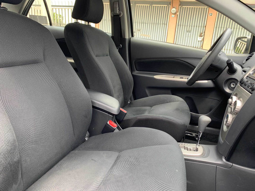 Imagen 9 de 12 de Toyota Yaris 2015 1.5 Sedan Premium L4 At