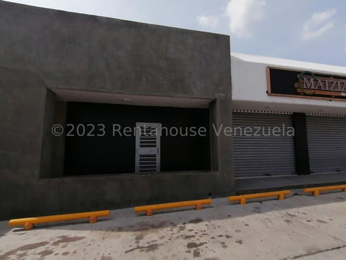 Hector Piña Alquila Local/oficina Comercial En Zona Este De Barquisimeto 2 4-1 6 5 0 8