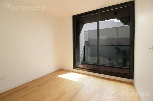 Departamento En Venta De 3 Ambientes Con Balcón En Liniers