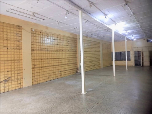 Local Comercial En Venta, Calle Ramírez, San Félix