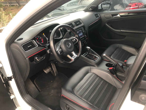 Imagen 12 de 15 de Volkswagen Jetta 2017 4p Gli L4/2.0/t Aut
