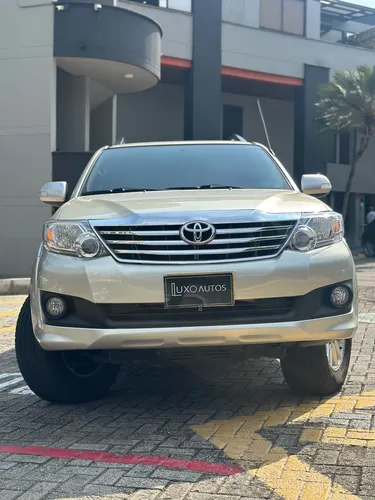 Toyota Fortuner 2.7l 4x2