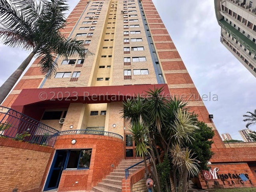 Apartamento En Venta Los Mangos, Valencia, Edo Carabobo 24-10191