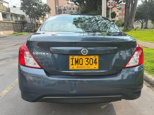 Nissan Versa 1.6 Advance