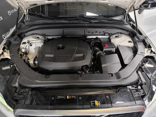 Volvo XC60 2.0 T5 Awd R-design
