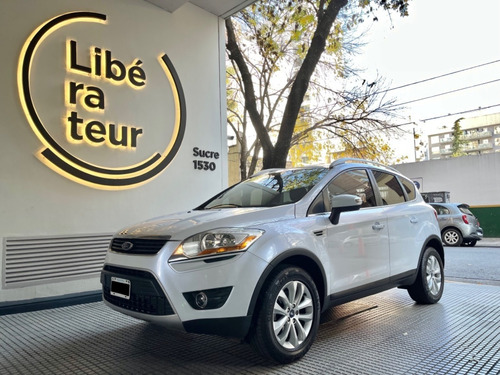 Imagen 1 de 14 de Ford Kuga