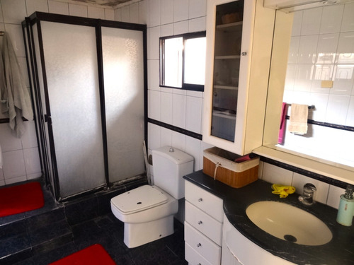 Casa De 3d 2b De 122 Mt2 Emplazada En 303 Mts De Terreno