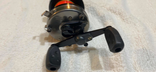 Reel Abu Qtc 5500 Escucho Oferta