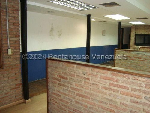 Deposito Galpon Con Oficinas En Chacao Cerca Del Sambil