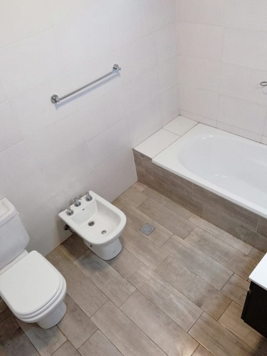 Imagen 24 de 30 de Hermosa Casa En Venta 4 Amb. Barrio Cerrado Canning