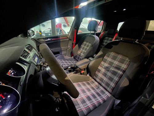 Imagem 8 de 14 de Volkswagen Golf 2017 2.0 Tsi Gti 5p