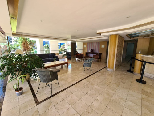 Imagen 16 de 20 de Venta Y Venta De Apartamento En Punta Del Este, Excelente Edificio Con Todos Los Servicios, Piscina Interior Climatizada Todo El Año