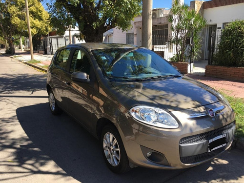 Fiat Palio 1.4 Attractive 2015 Gnc