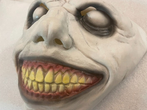 Máscara Do Mal Diabo Branco Rosto Inteiro Halloween Carnaval