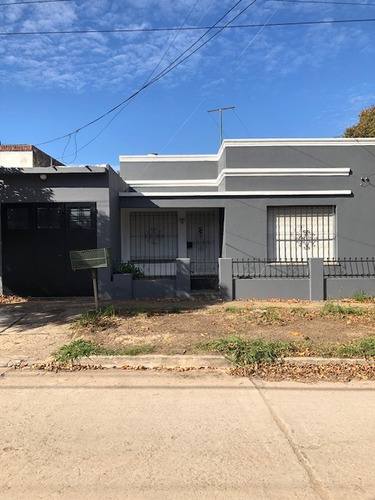 Casa En Venta En Florencio Varela