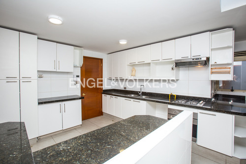 Casa En Venta San Carlos De Apoquindo/ U. Andes