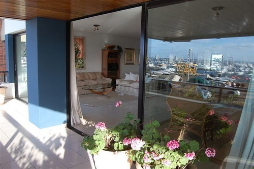 Apartamento En Alquiler Por Temporada De 4 Dormitorios En Peninsula