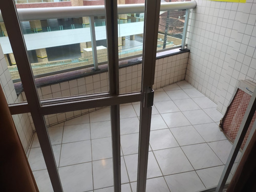 Imagem 9 de 17 de Apartamento 68m2 Com 2 Quartos 1 Vaga, 2 Sacadas Em Caiçara, Elevador, 240 Mil 200 Mts Da Praia !!!