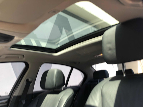 Imagen 6 de 10 de Bmw Serie 5 2014 3.0 525d Executive 218cv