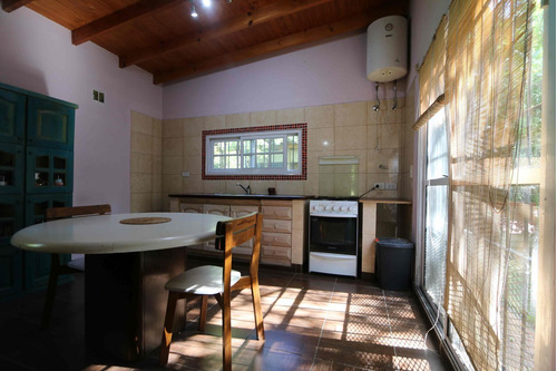 Imagen 11 de 30 de Venta Casa Quinta Virrey Del Pino Extenso Lote. Si Algo Nos Dejó La Pandemia Es La Necesidad De Vivir Con Espacio, Naturaleza Y Disfrutando De La Familia. Un Entorno Ideal Para Tu Gente. Inmobiliaria