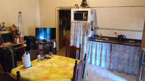 Imagen 5 de 8 de Importante Propiedad Con Amplio Parque En Moreno Sur - 2 Dormitorios!