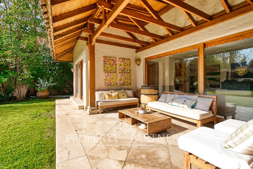 Gran Casa Ubicada En El Plano De Santa María De Ma...