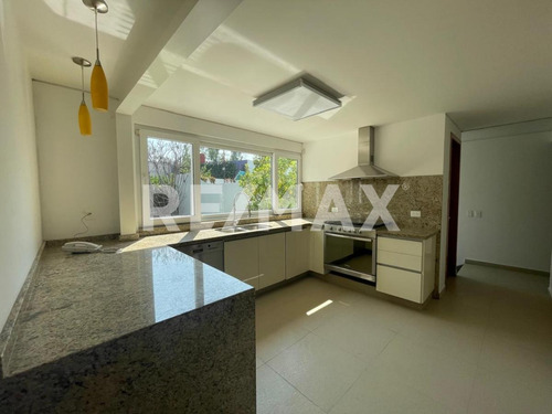 Casa Con Uso De Suelo Mixto, Alancantre Lomas De Virreyes, Lomas De Chapultepec.