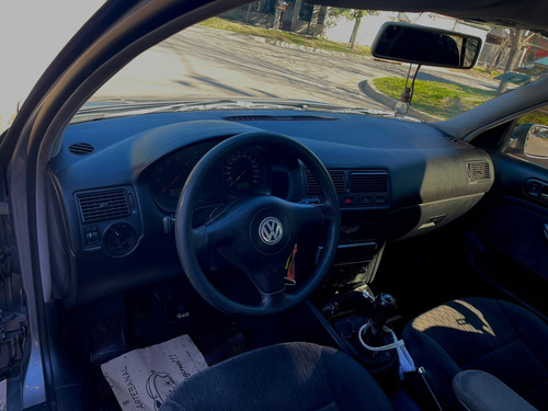 Volkswagen Golf 1.6 Comfortline