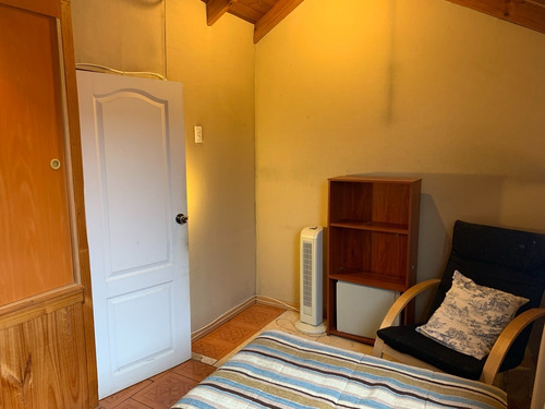 Imagen 28 de 30 de Casa Lista Para Vivir En Familia, Sólida Y Buena Ubicación.