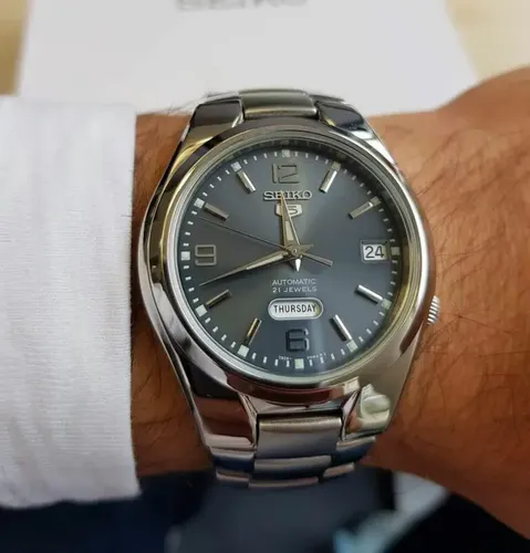Relógio Masculino Seiko Clássico Automático Snk621k1 Cor Da