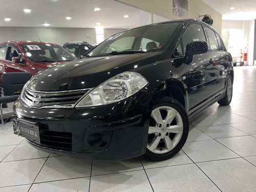 Nissan Tiida 1.8 S 16V FLEX 4P MANUAL