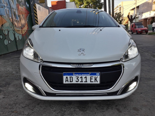 Peugeot 208 1.6 Feline 2019
