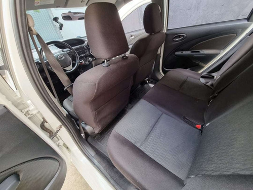 Imagem 9 de 12 de Toyota Etios Xs 1.5 16v At Flex