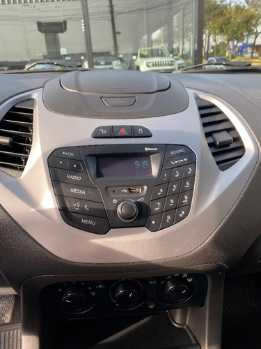 Imagem 9 de 12 de Ford Ka 1.0 12v Se Manual