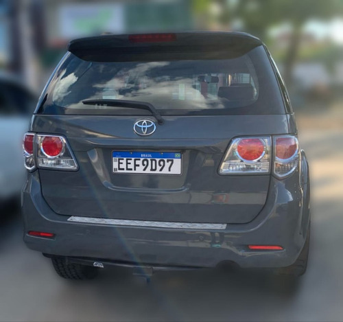 Toyota Hilux SW4 2.7 Sr 5l 4x2 Flex 5p