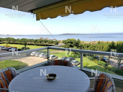 Hermoso Departamento En Venta.- Ref: 3744