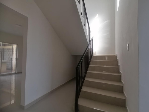 Casa En Venta En Los Arrayanes, Gómez Palacio, Durango