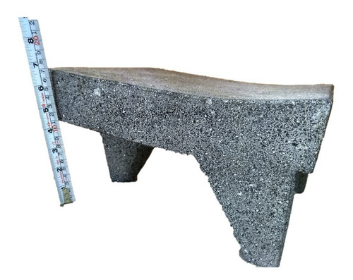 Metate De Piedra Volcanica De 28 Cm X 35 Cm.