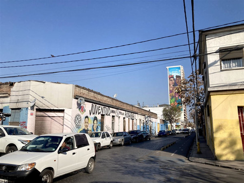 Sitio En Venta Para Proyecto Inmobiliario En Santiago