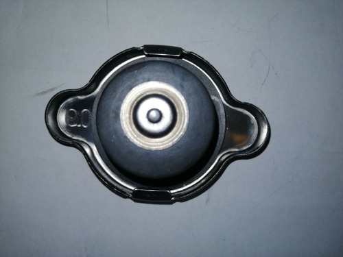 Tapa De Radiador 0.9 Lb Alta Corolla Elantra Getz Terio Mazd