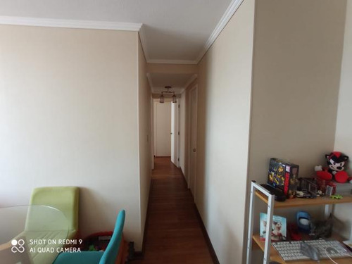 Departamento Av. Cuatro Poniete/glorias Navales