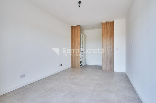 Venta Departamento 2 Ambientes Hurlingham 1° A