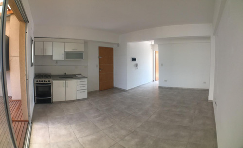 Oportunidad - Departamento Con Cochera En Villa Sarmiento