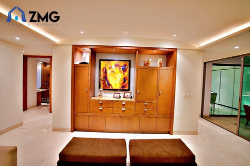 Residencia De Lujo En Valle Real Dentro De Coto Muy Buena Di