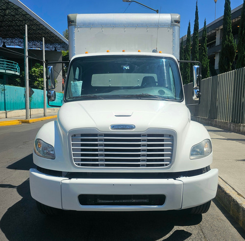 Camion Freightliner M2 106 Caja Seca Aut 2017