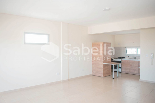 Imagen 4 de 17 de Venta Departamento 1 Dormitorio, Frente A Plaza Irigoyen,