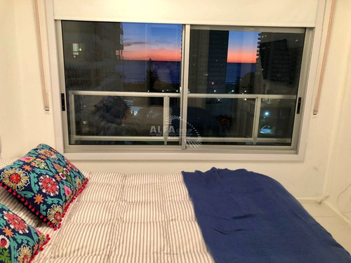 Imagen 5 de 21 de Departamento De 2 Dormitorios En Primera Linea De Playa Mansa