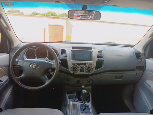 Toyota Hilux 3.0 Srv Cab. Dupla 4x4 Aut. 4p