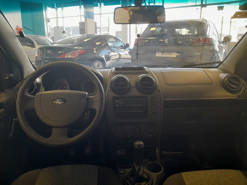Imagen 6 de 15 de Ford Fiesta Max Max Ambiente Con Gnc Rp