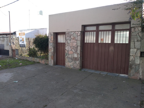 Vendo Casa O Permuto Por Departamento En La Plata 